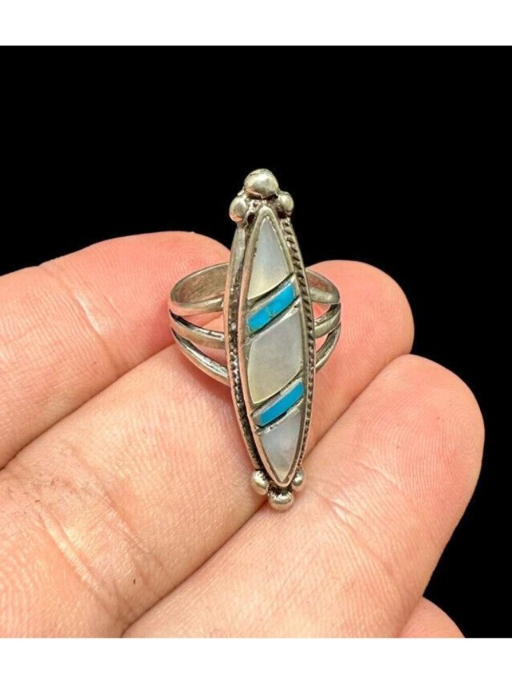 Vintage Navajo Sterling Silver Turquoise and Mother of Pearl Ring Multi Gemstone - Picture 4 of 7